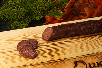 Фото Колбаса сырокопченая из кабана